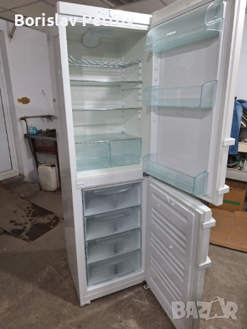 Хладилник с долен фризер Либхер Нофрост А+, снимка 3 - Хладилници - 54167355