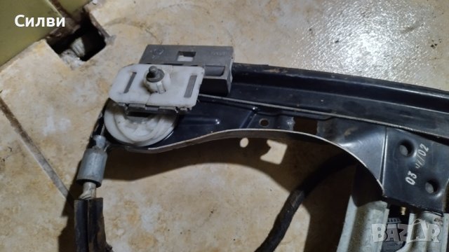 Преден десен стъклоповдигач за Мерцедес Ц класа В203 00-07г. от Mercedes C class W203 моторче машинк, снимка 8 - Части - 44343395