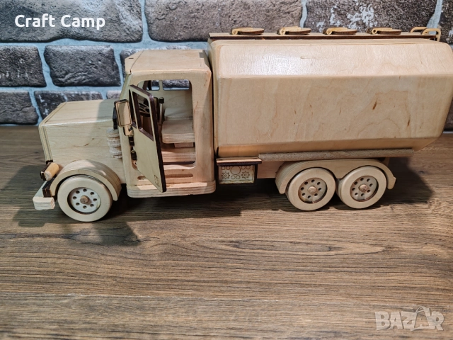 Дървен модел на Камион–Цистерна – Craft Camp, снимка 14 - Коли, камиони, мотори, писти - 52736076