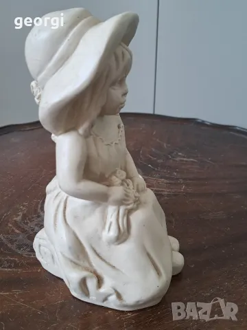 Керамична статуетка момиче  19/3, снимка 3 - Декорация за дома - 49111358