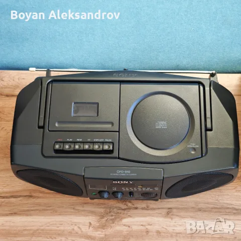 CD Радиокасетофон Sony CFD-910, снимка 2 - Радиокасетофони, транзистори - 56171837