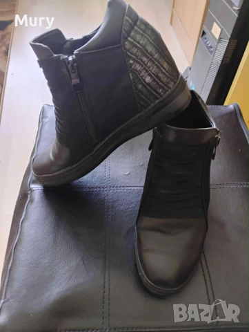 Черни боти със скрита платформа, снимка 4 - Дамски боти - 51888310