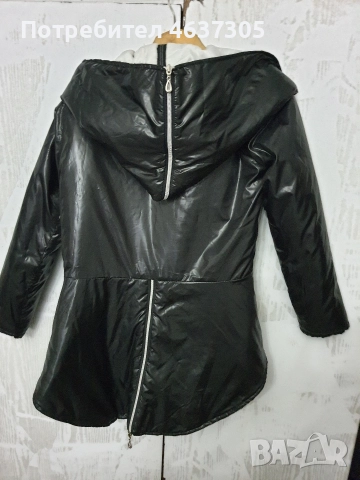 импрегнирано черно яке с качулка и цип, снимка 2 - Якета - 52592575