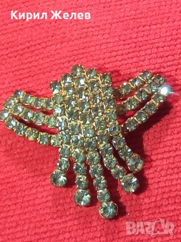 СТАРА ПОЗЛАТЕНА РЕТРО АРТ КРИСТАЛНА БРОНЗОВА БРОШКА с БОХЕМСКИ КРИСТАЛИ МАЙСТОРСКА ИЗРАБОТКА 29207