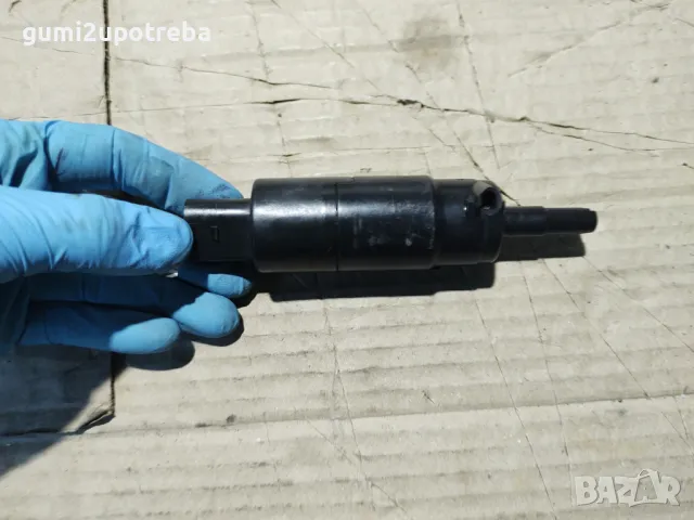 Помпичка Измиване Преден Прозорец VW ID.3 E11 pro, снимка 2 - Части - 48298783