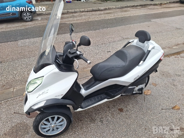 Piaggio MP3 300 ie - 2011г. - 2бр., снимка 9 - Мотоциклети и мототехника - 52483939