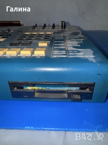 Yamaha RM1x sequence Remixer , снимка 2 - Синтезатори - 55994323
