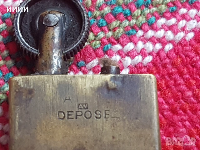 Запалка военна DEPOSE, снимка 4 - Антикварни и старинни предмети - 53186327