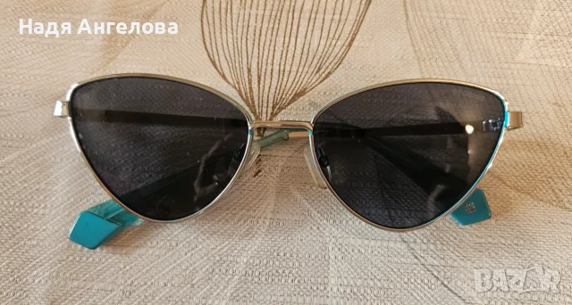 Оригинални дамски слънчеви очила Polaroid - 30 €