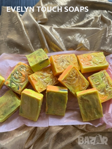 Ръчно изработен сапун “Печена ябълка и канела, снимка 2 - Козметика за тяло - 52567626