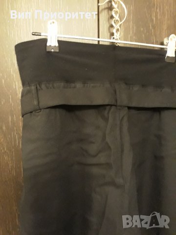 Къс черен панталон висока талия , ефектна комбинация от плат и памук, снимка 9 - Къси панталони и бермуди - 37226492