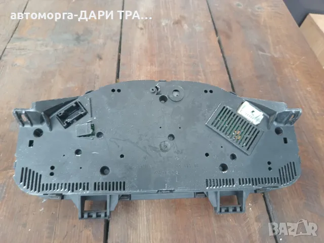 Табло уредно ( километраж) за Мерцедес Спринтер 2003 2.2 ЦДИ Английско, снимка 2 - Части - 49621517