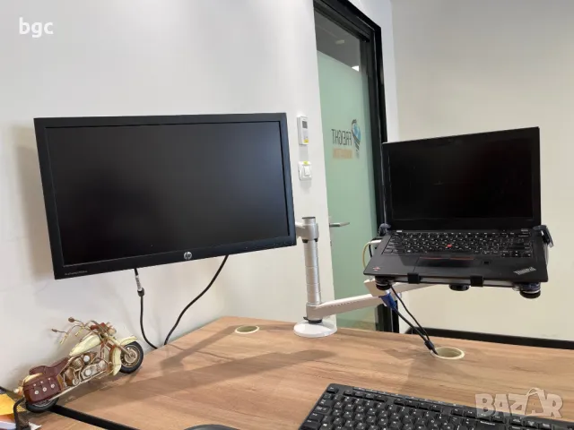 Дизайнерска Стойка ЛАПТОП+МОНИТОР Алуминиева Регулируема , снимка 8 - Стойки, 3D очила, аксесоари - 47848764