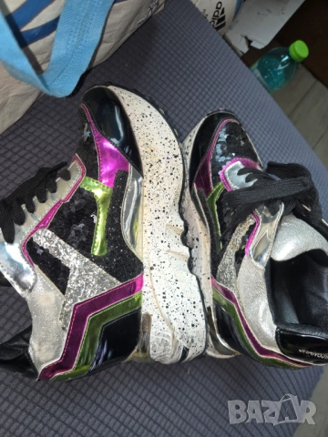 Продавам скинърси 37 н, снимка 3 - Дамски ежедневни обувки - 54239596