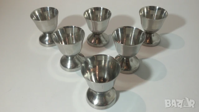6 малки метални чашки
