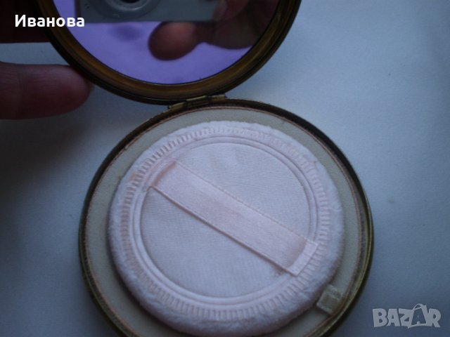 Две уникални позлатени пудриери-руска и френска , снимка 5 - Други ценни предмети - 29553623