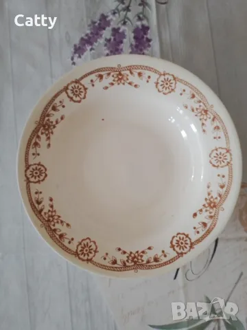 Порцеланови чинии , снимка 11 - Чинии - 49715155