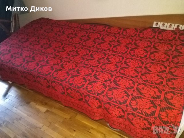 Кувертюра от соца на Средец София чисто нова 200х125см, снимка 4 - Покривки за легло - 35569452