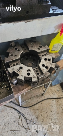въртяща глава от цнц cnc струг с 12 инструмента 
