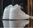 Air Jordan 1 Mid – Triple White  номер 36-36,5 оригинални маратонки , снимка 5