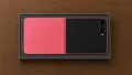 Samsung Z Flip 7 coral red, снимка 2