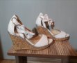 Нови дамски сандали на платформа 39 размер екрю, снимка 1 - Сандали - 37276351