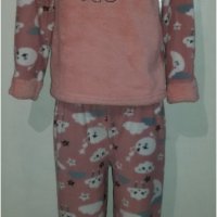 НОВООО ЗАРЕЖДАНЕ!Дамска плюшена пижама различни разцветки, снимка 2 - Пижами - 38585918