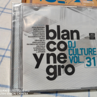 СД НОВИ, запечатани двойни - Blanco Y Negro по 10лв. Тройният- 12лв, снимка 4 - CD дискове - 44587888