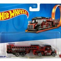 Камион Hot Wheels HAULIN'CLASS / Mattel, снимка 1 - Коли, камиони, мотори, писти - 38292600