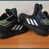 Adidas-Много Запазени, снимка 2 - Детски маратонки - 36490481