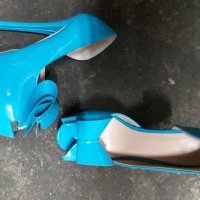 Абитуриентски официални лачени обувки на ток, снимка 2 - Дамски обувки на ток - 37034010