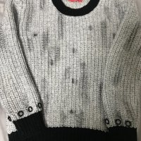Дамски пуловер, снимка 1 - Блузи с дълъг ръкав и пуловери - 31285243