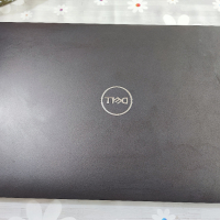 Dell Latitude 5500, снимка 2 - Лаптопи за дома - 44653969