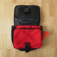 Ferrari чанта, снимка 3 - Чанти - 32184128