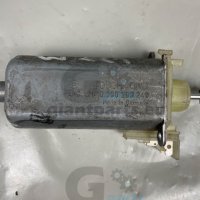 Моторче кормилен прът за Мерцедес Mercedes W221 , 0390203249, снимка 1 - Части - 40206331