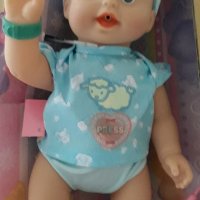 Бебе с много функции и батерии, плаче, храни се с шише,смее се,може да движи само ръце и крака , снимка 6 - Кукли - 34923469