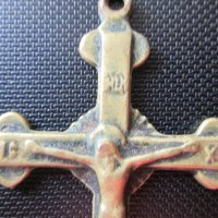 Стар бронзов християнски кръст , 5,5см. Патина, снимка 2 - Антикварни и старинни предмети - 42456310