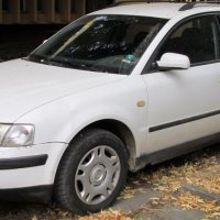 VW Passat 4 / Пасат 4 1999, 1,6 на части - ниски цени, снимка 1 - Автомобили и джипове - 33880220