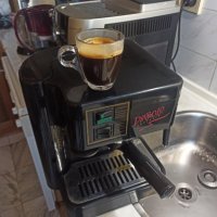 Кафемашина Саеко Диаболо работи отлично и прави хубаво кафе с каймак , снимка 2 - Кафемашини - 42874700