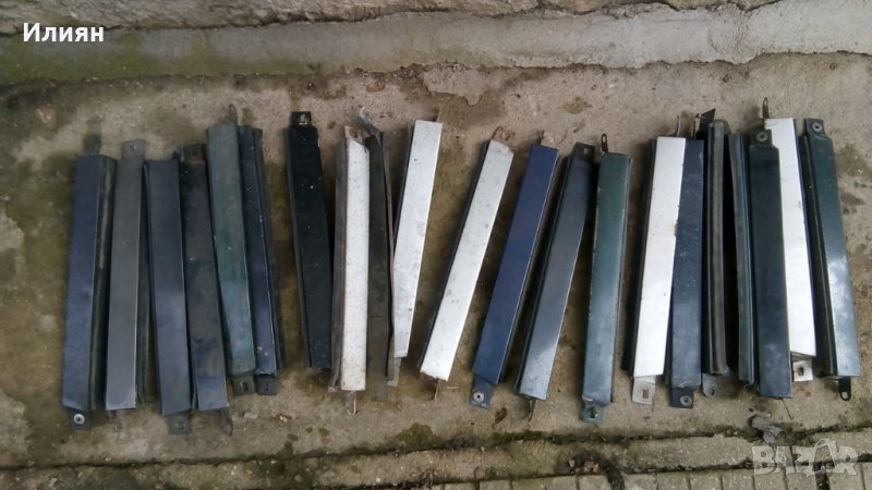 Лайтсни под фаровете за Мерцедес 124, снимка 1