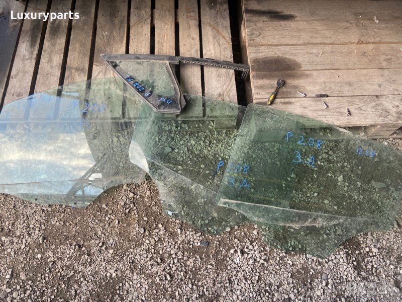Стъкло/Стъкла/Предно/Задно/Малко за Пежо 208/Peugeot 208, снимка 1
