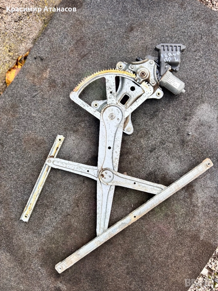 69820-0F010. Стъклоповдигач преден ляв за Тойота корола версо. 2004-2008г, снимка 1