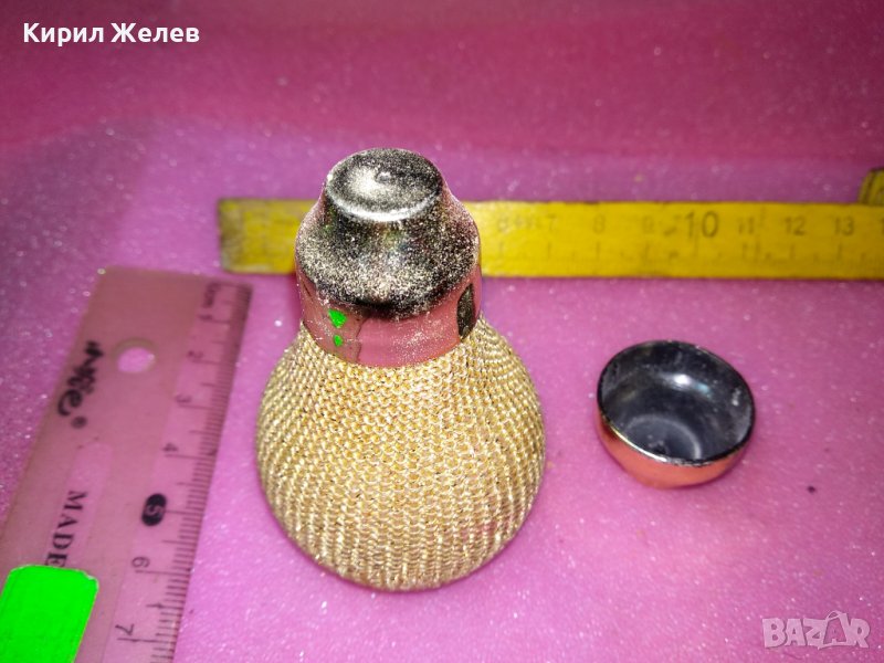 ШАРМАНТНА СТАРА ВИНТИДЖ ПУДРИЕРА ГУМЕНО ШИШЕНЦЕ - ПРЪСКАЛКА с ОПЛЕТКА ТЕКСТИЛ и МЕТАЛНО КАПАЧЕ 42881, снимка 1