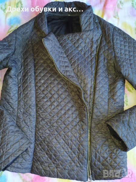 Ясенно яке подходящо за сезона леко и удобно, снимка 1