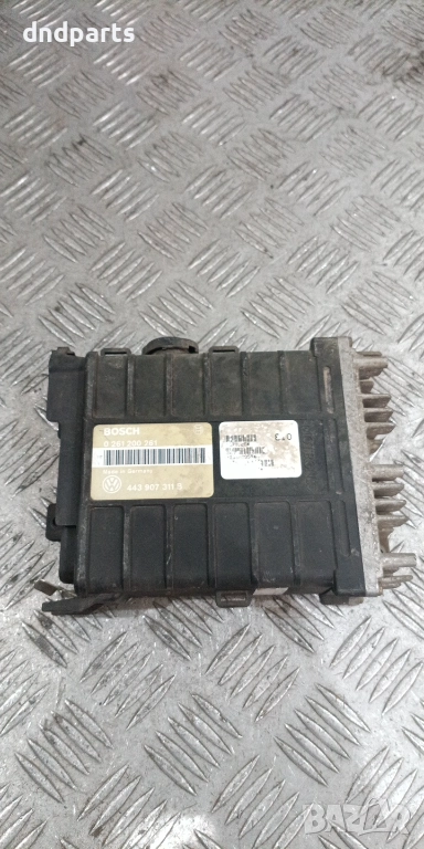 Компютър VW Passat 1.8i 1990г. 0261200261 443907311B , снимка 1