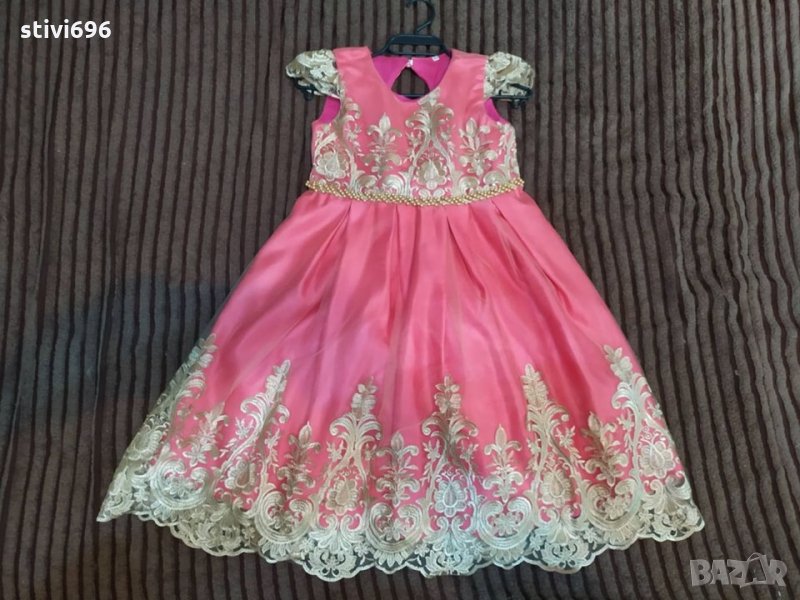 Детска рокля  розова бродерия размер 150 -  Ново.., снимка 1