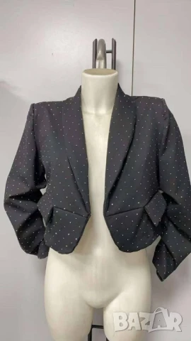 сако с камъни 