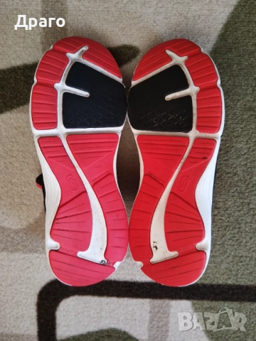 Детски обувки run support easy, снимка 5 - Детски маратонки - 54181843