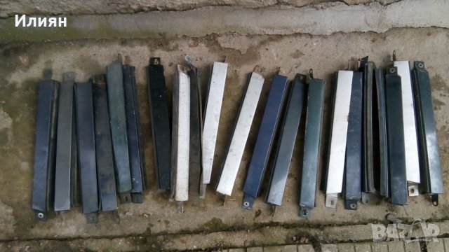 Лайтсни под фаровете за Мерцедес 124