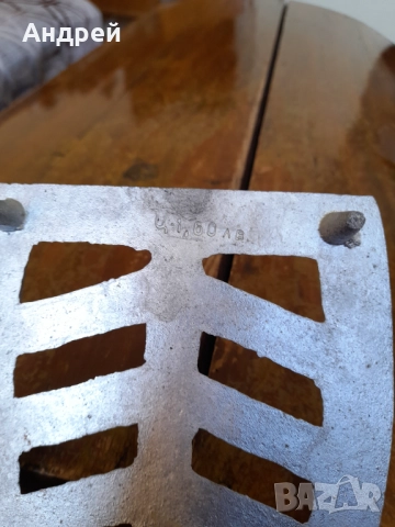 Стара поставка за ютия #9, снимка 6 - Други ценни предмети - 52064869